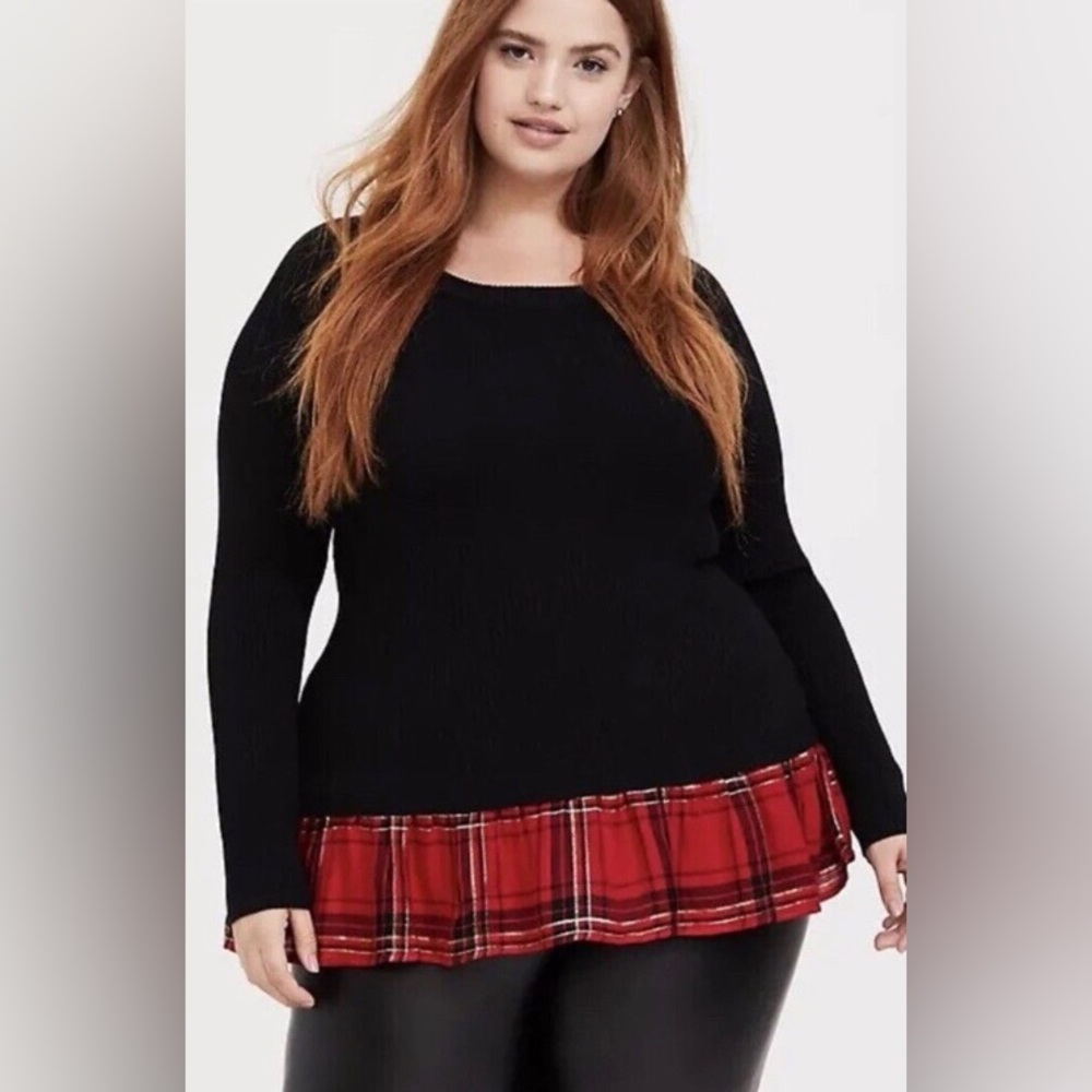 MAKE OFFER! Adorableness! torrid Pullover Twofer Sweater In Black and Red Plaid